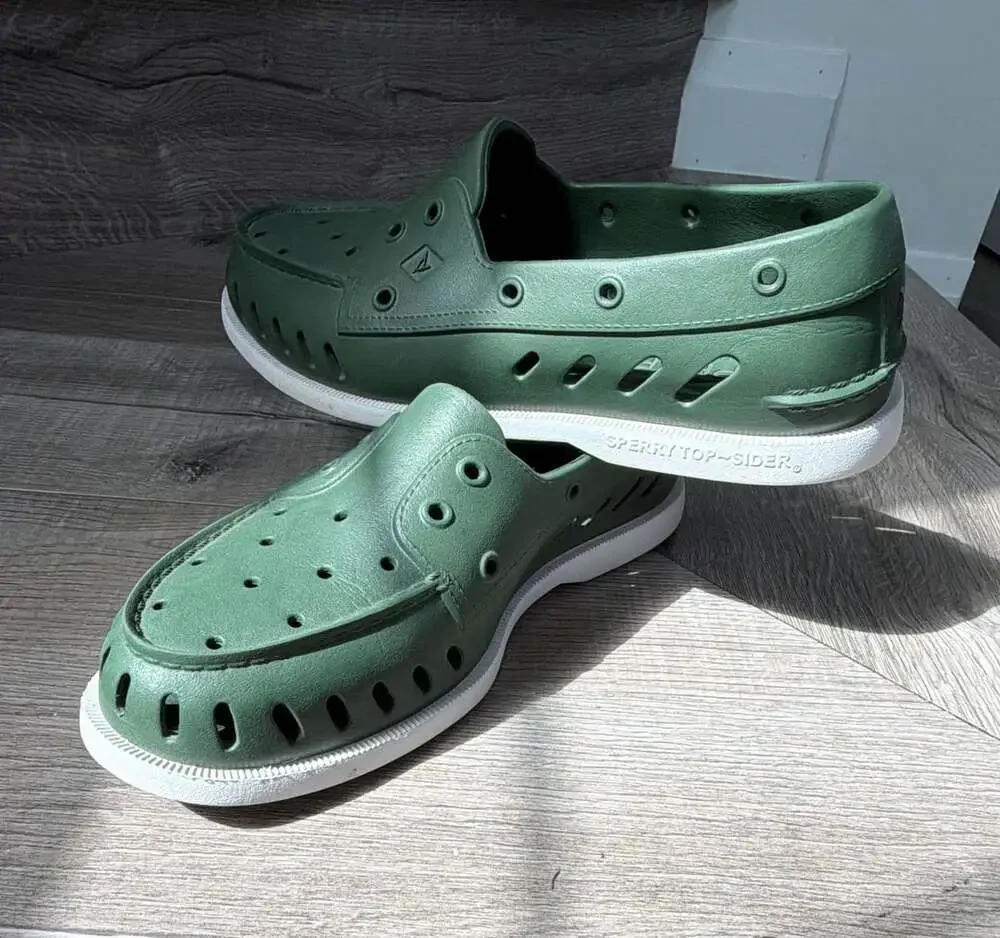 Sperry Authentic Original Float Boat Shoes Green M 9 / W 11